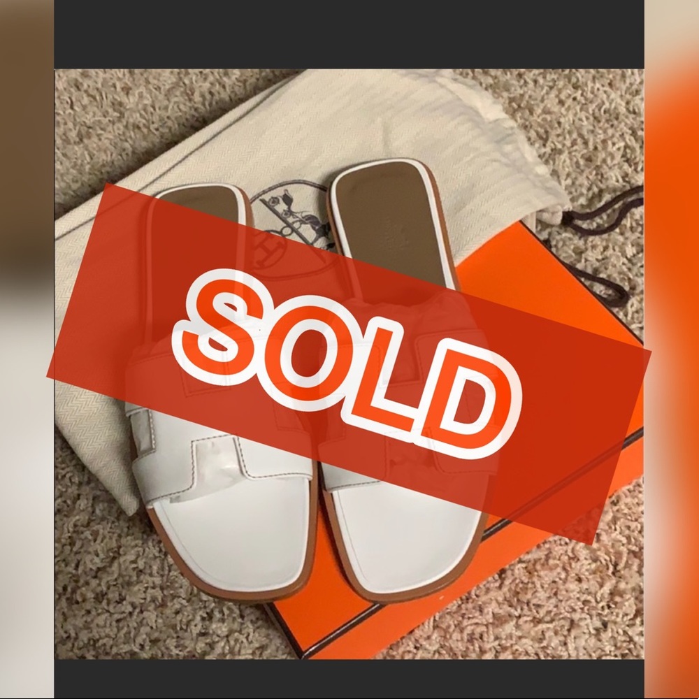 🎉💌SOLD!! 📫HERMÈS ORAN sandals 🥰😍🎁